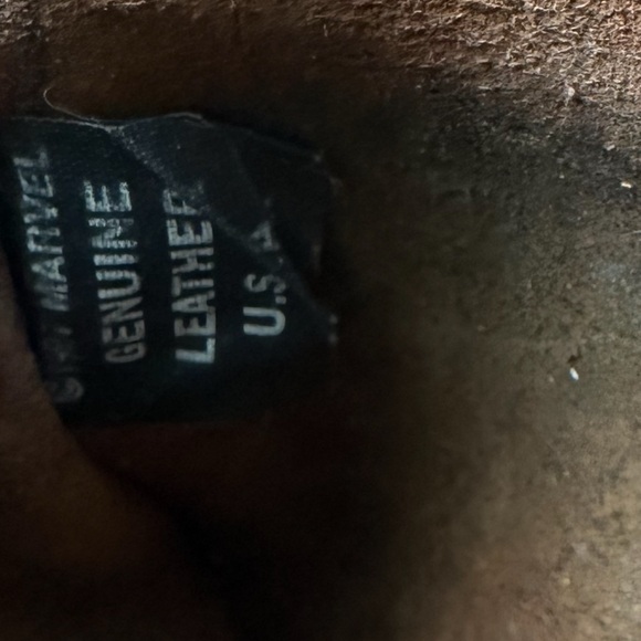 Brown Leather Wallet with Chain - Picture 2 of 7